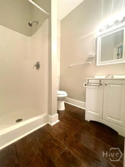 721 E 36th Street A Property Photo 8