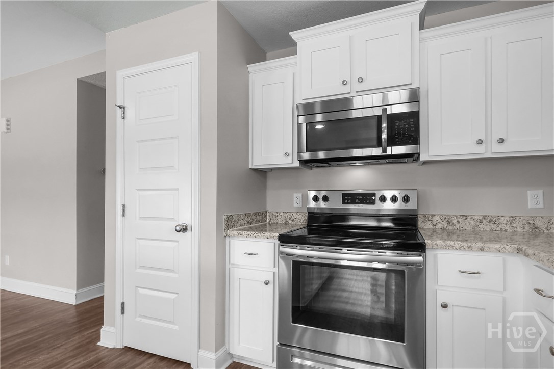 7021 White Pine Avenue Property Photo 15