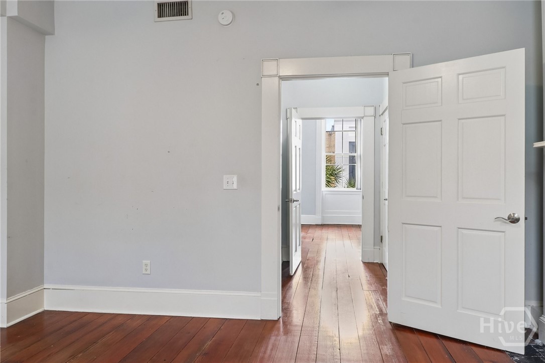227 W Broughton Street 3 Property Photo 24