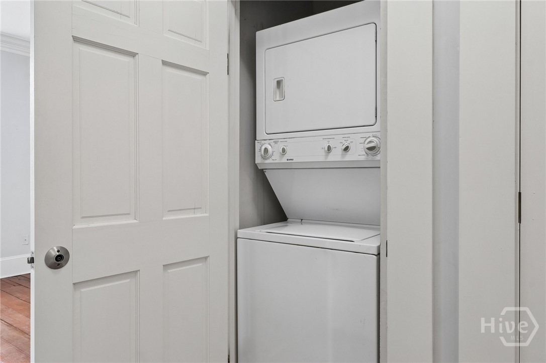 227 W Broughton Street 3 Property Photo 27