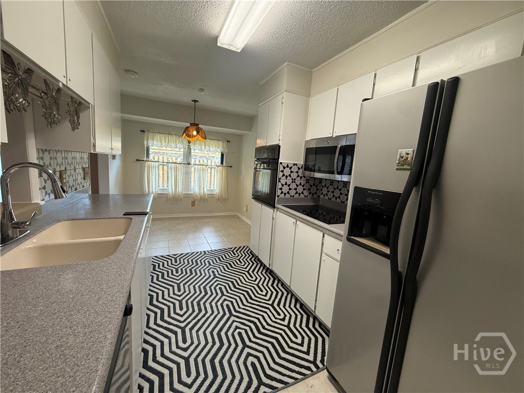 10708 Egmont Road Property Photo 6
