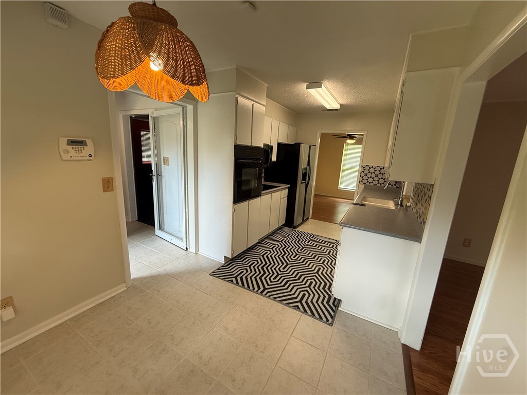 10708 Egmont Road Property Photo 7
