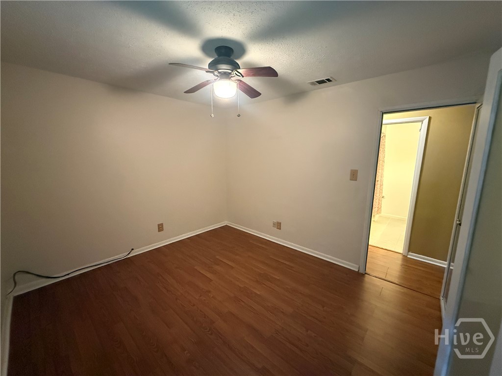 10708 Egmont Road Property Photo 11
