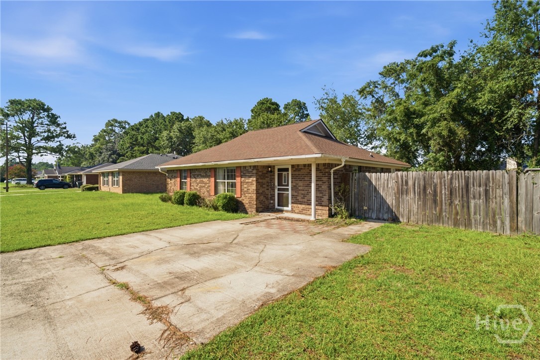 1328 Loblolly Drive Property Photo 2