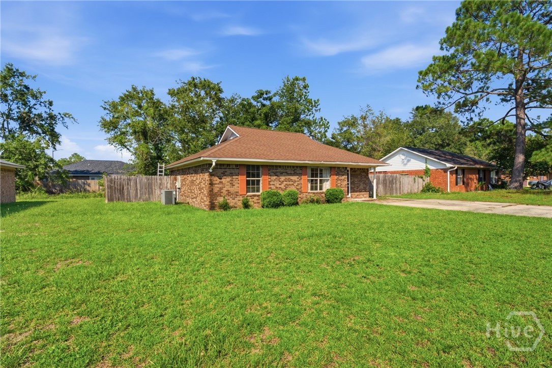 1328 Loblolly Drive Property Photo 3