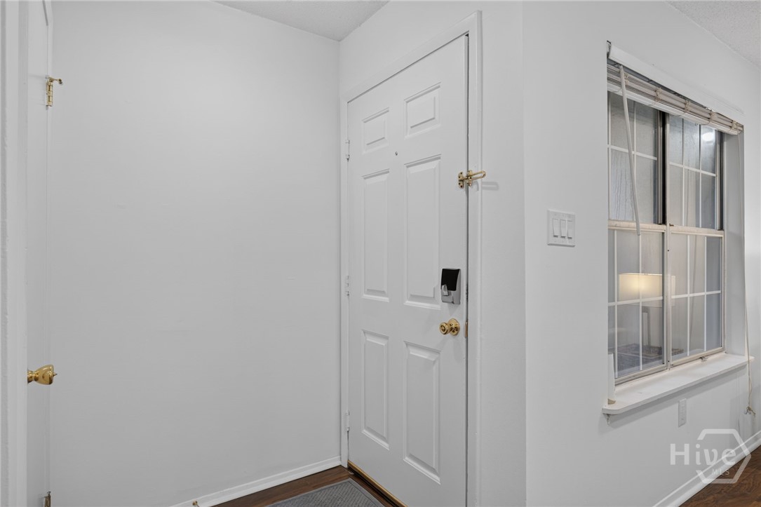 401 N Cromwell Road 6g Property Photo 7