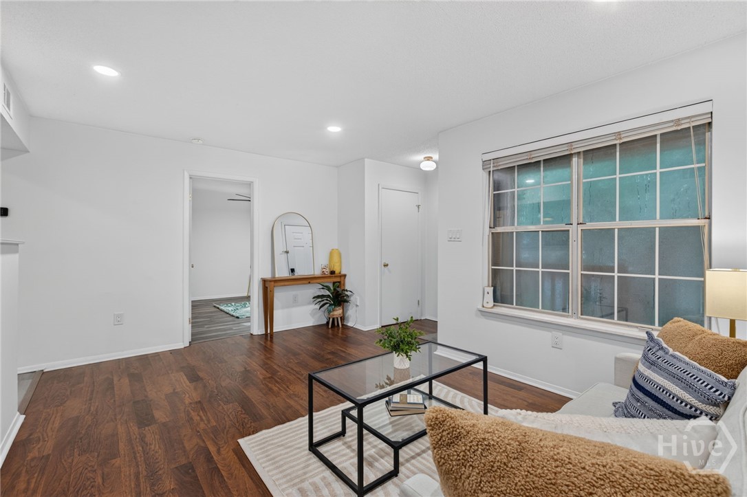 401 N Cromwell Road 6g Property Photo 9