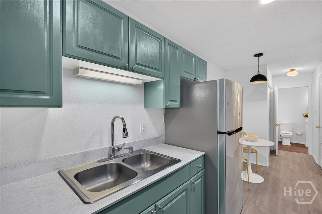 401 N Cromwell Road 6g Property Photo 16
