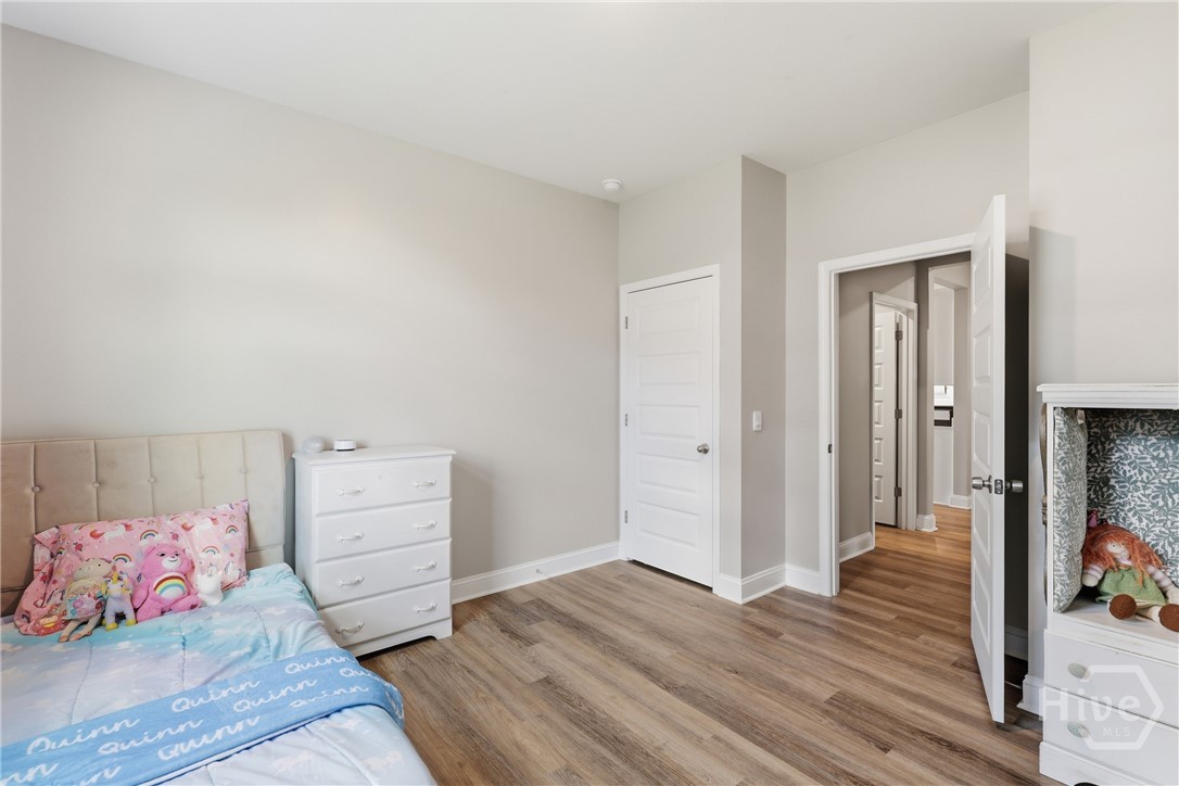110 Grove Drive Property Photo 17