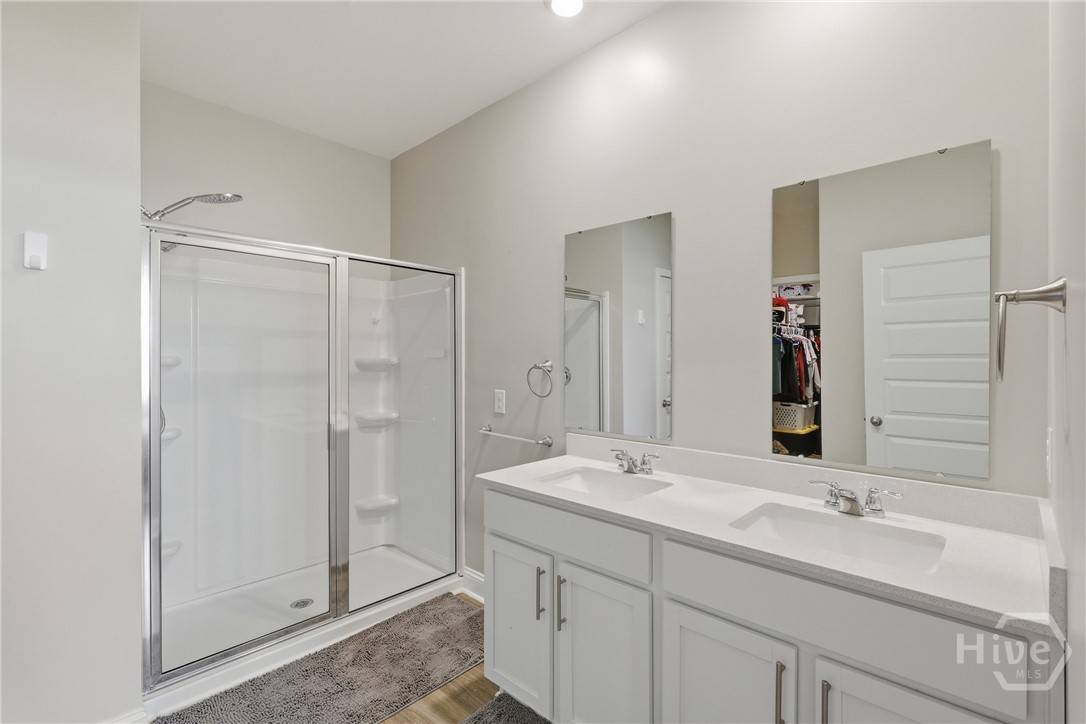 110 Grove Drive Property Photo 21