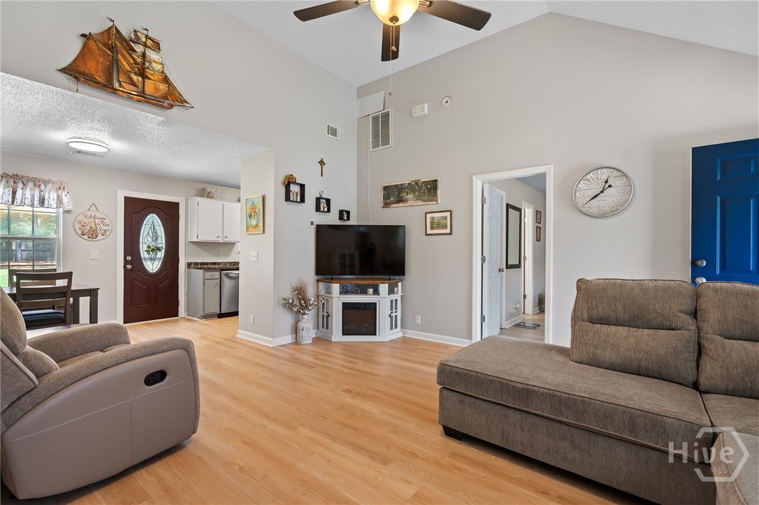 60 Del A Rae Circle Property Photo 5