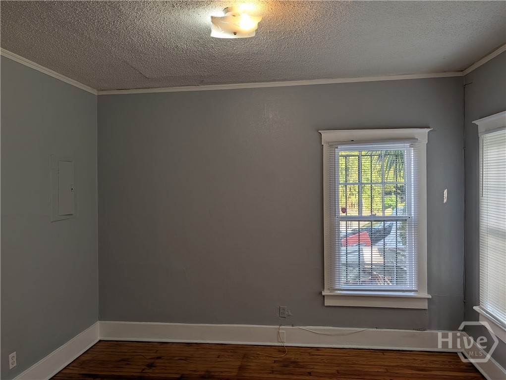 1237 E Anderson Street Property Photo 16
