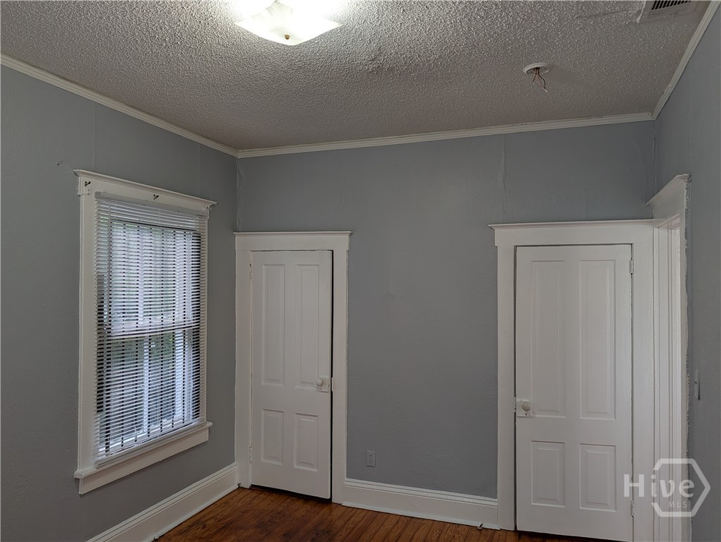 1237 E Anderson Street Property Photo 17