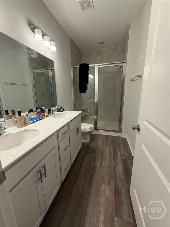 141 Danbury Court Property Photo 12