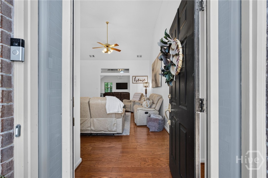 127 Salt Landing Circle Property Photo 2
