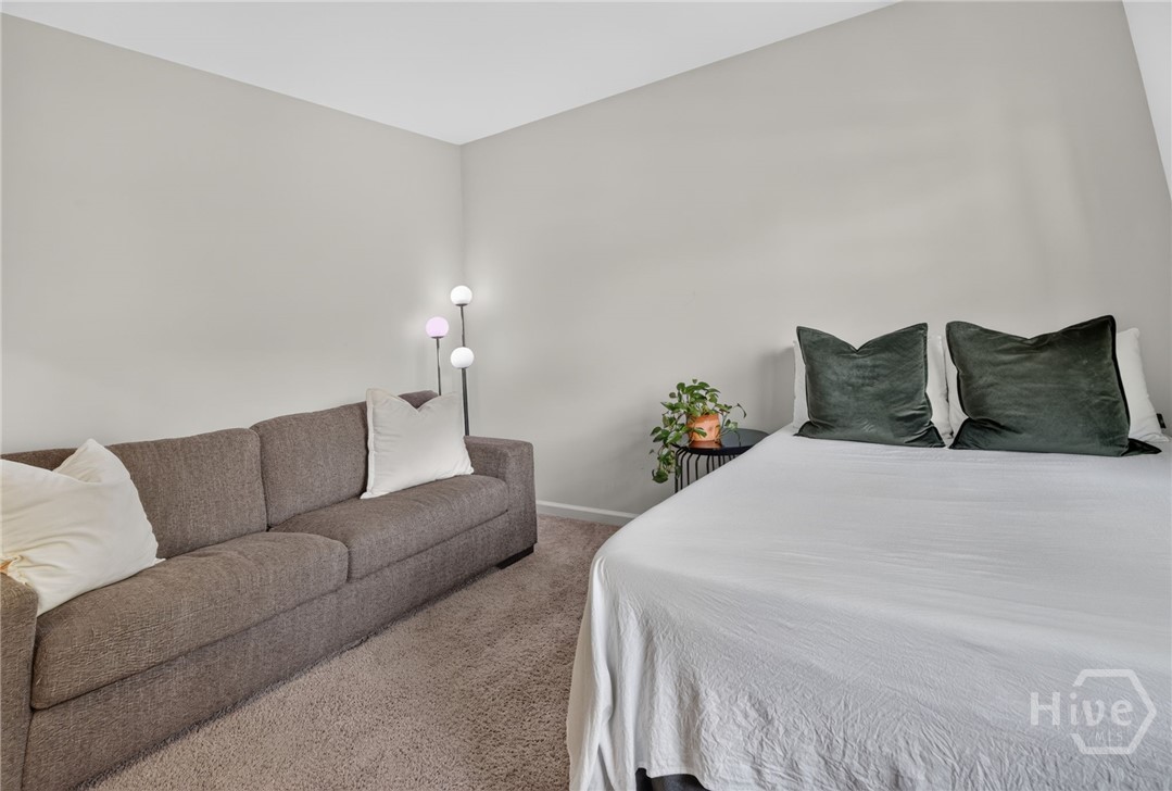 112 Jepson Way Property Photo 8