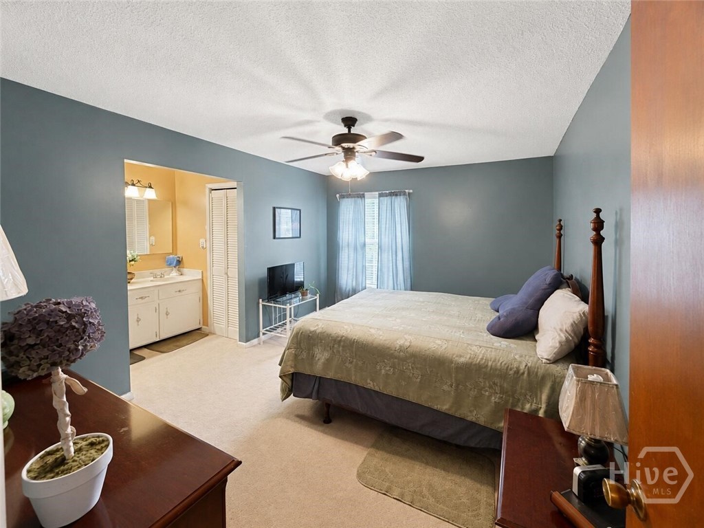 300 Driver Avenue Property Photo 5