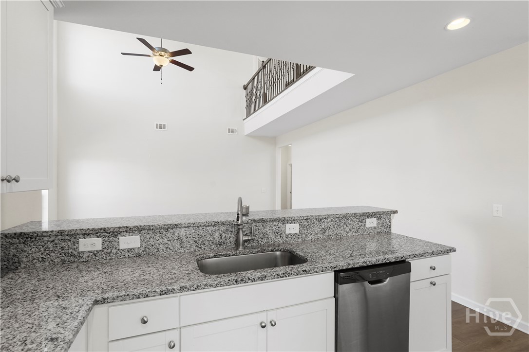 125 Grimsby Road Property Photo 15