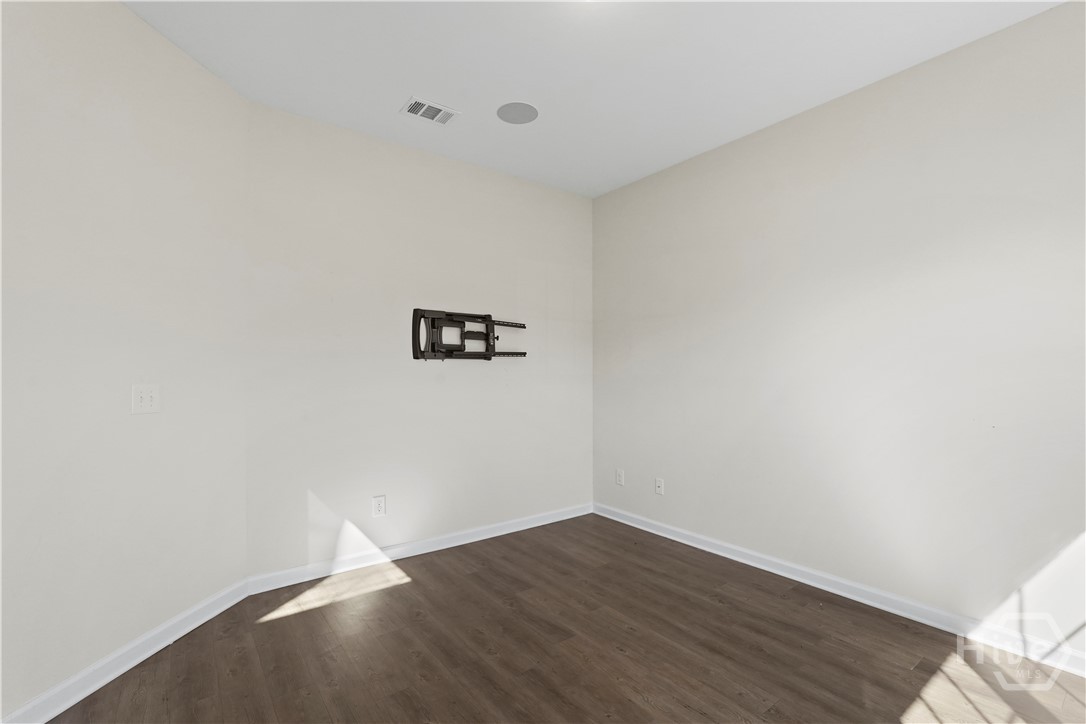 125 Grimsby Road Property Photo 28