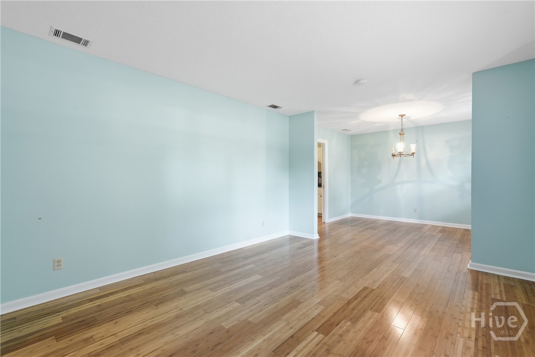 65 S Cromwell Road Property Photo 4