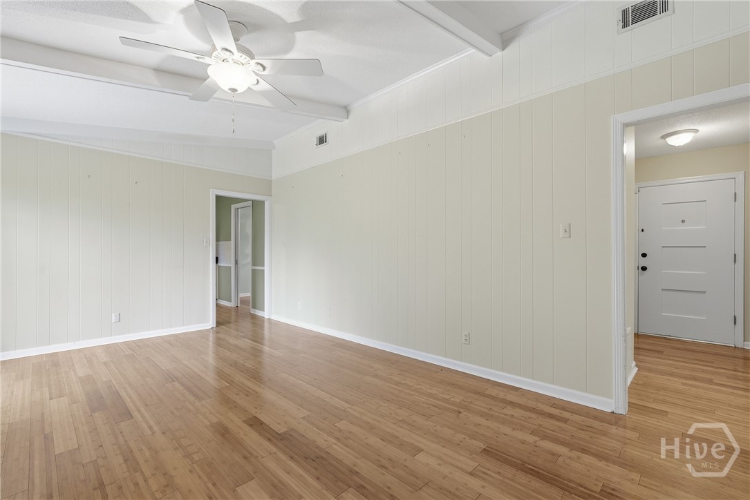65 S Cromwell Road Property Photo 9