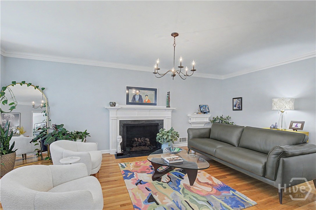 6 E 53rd Street Property Photo 7