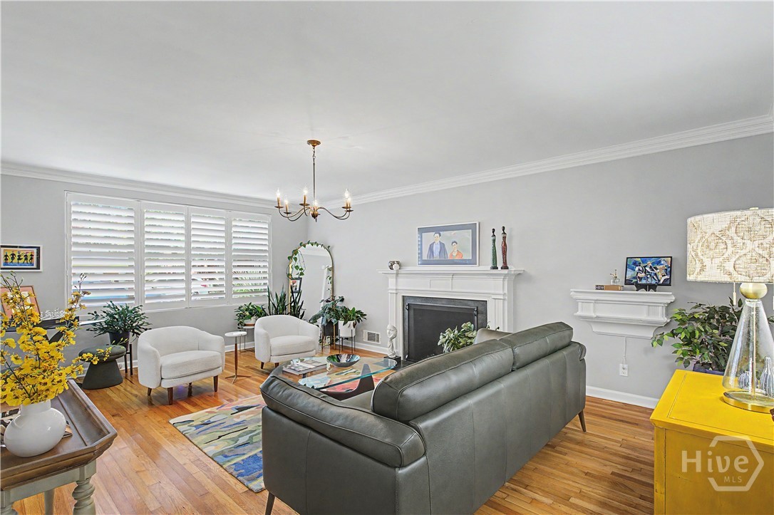 6 E 53rd Street Property Photo 9