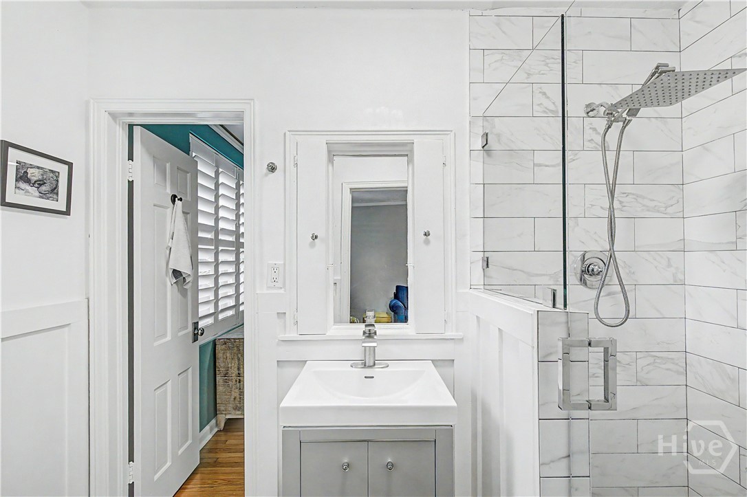 6 E 53rd Street Property Photo 24