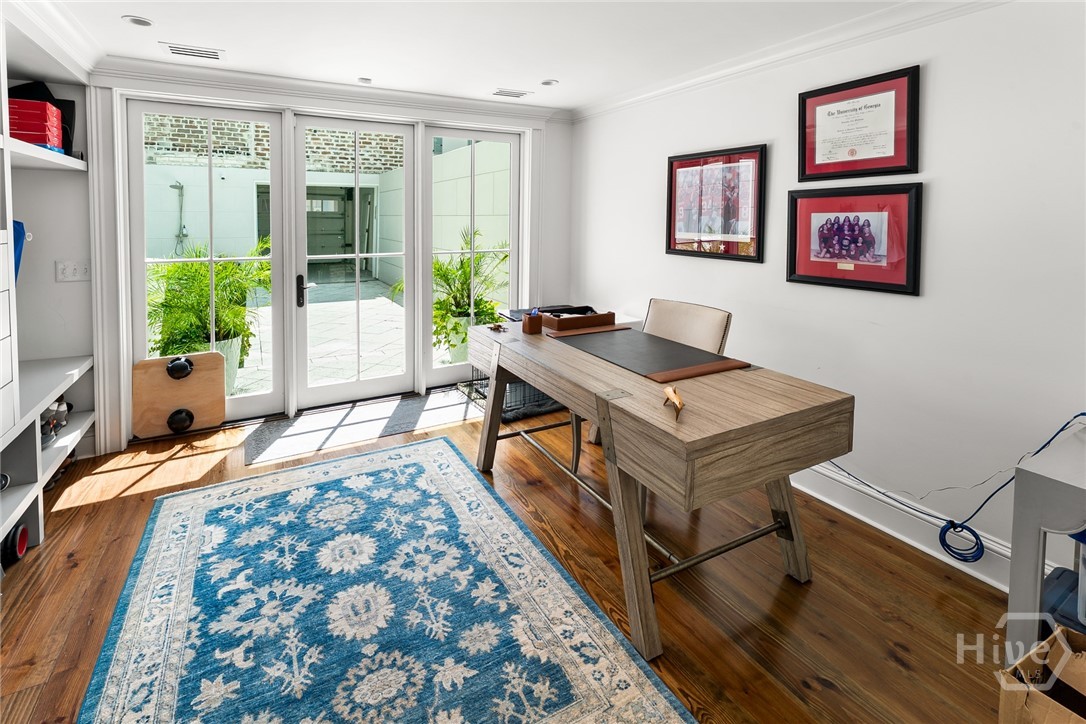 105 E Gordon Street Property Photo 18