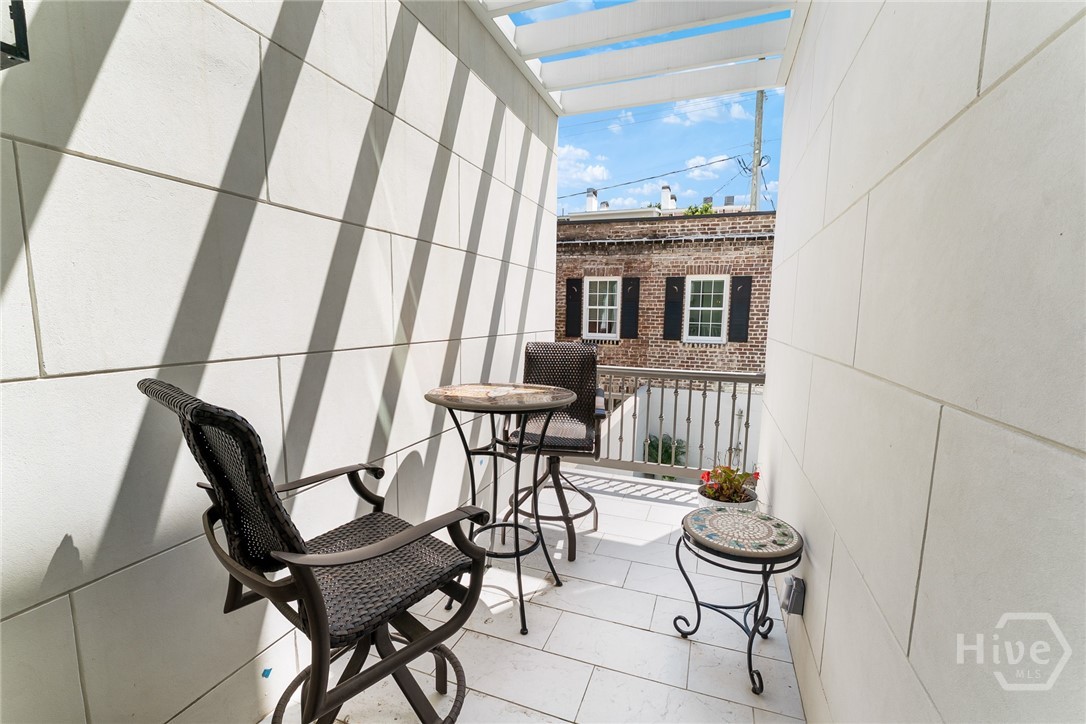 105 E Gordon Street Property Photo 30