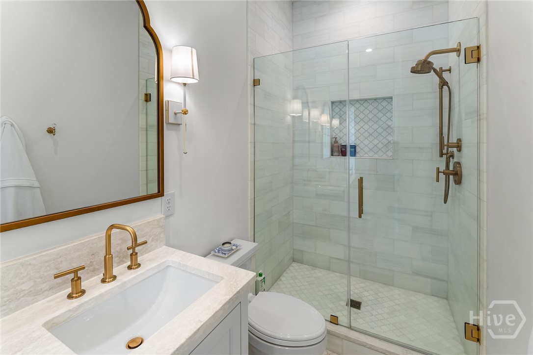 105 E Gordon Street Property Photo 42