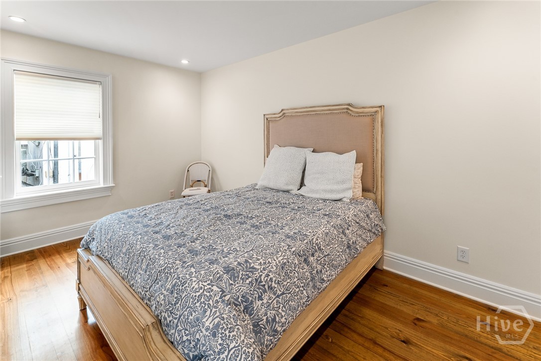105 E Gordon Street Property Photo 44