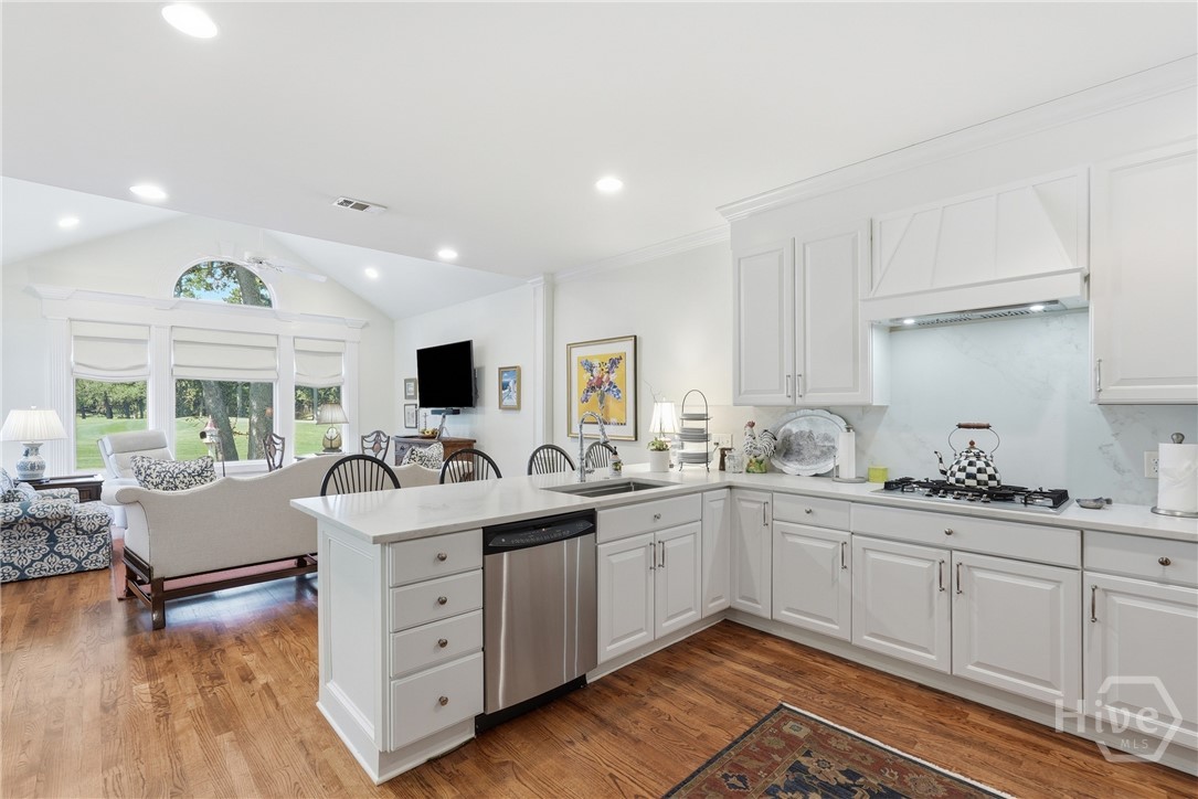 6 Sea Eagle Court Property Photo 9