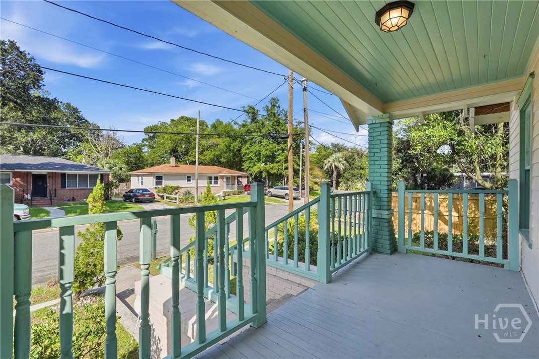 1923 Harrison Street Property Photo 4