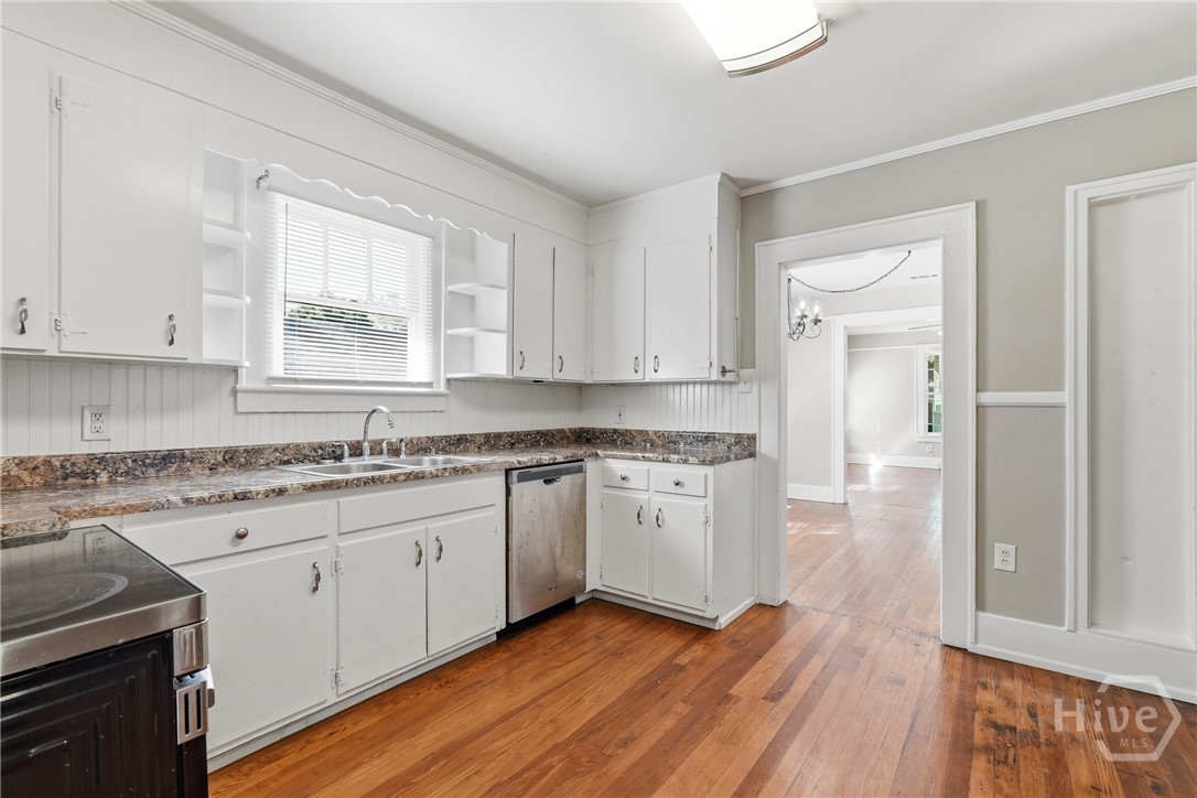 1923 Harrison Street Property Photo 12