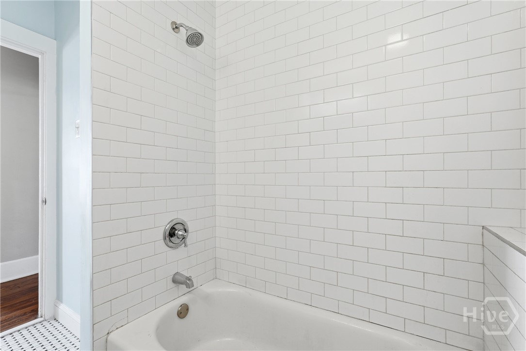 1923 Harrison Street Property Photo 28