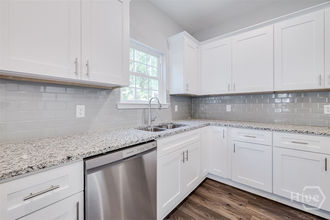 1421 Long Bridge Road Property Photo 15