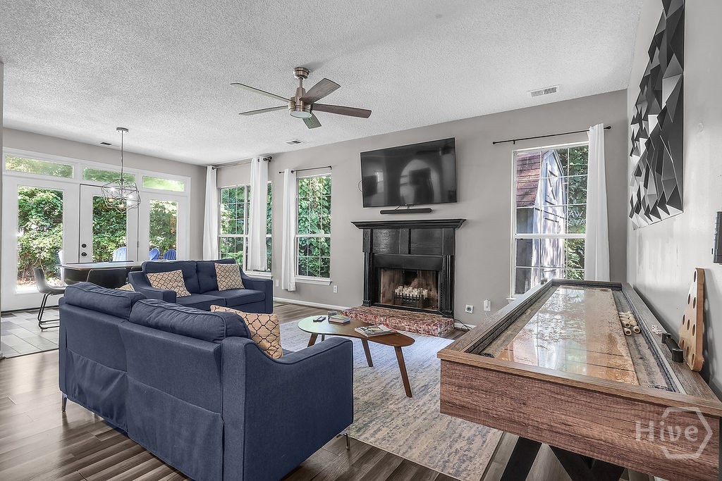9 Walthour Cove Property Photo 18
