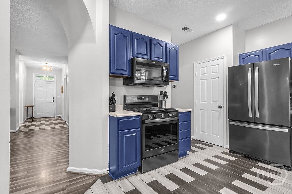 9 Walthour Cove Property Photo 30