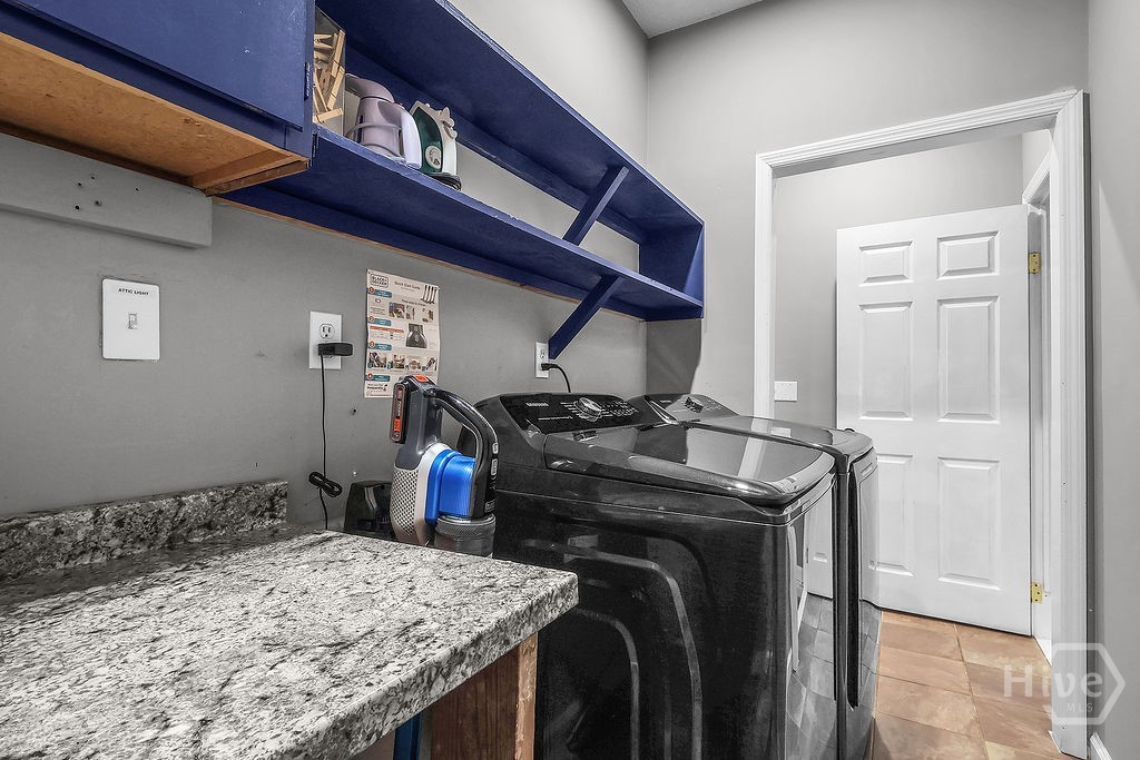 9 Walthour Cove Property Photo 43
