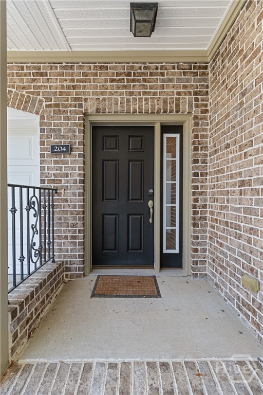 204 River Oaks Drive Property Photo 5