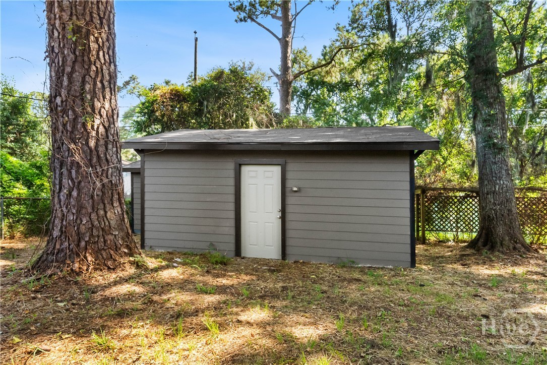 2217 Iris Street Property Photo 25