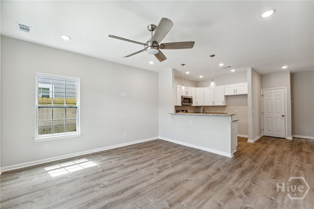 609 Magazine Avenue Property Photo 3