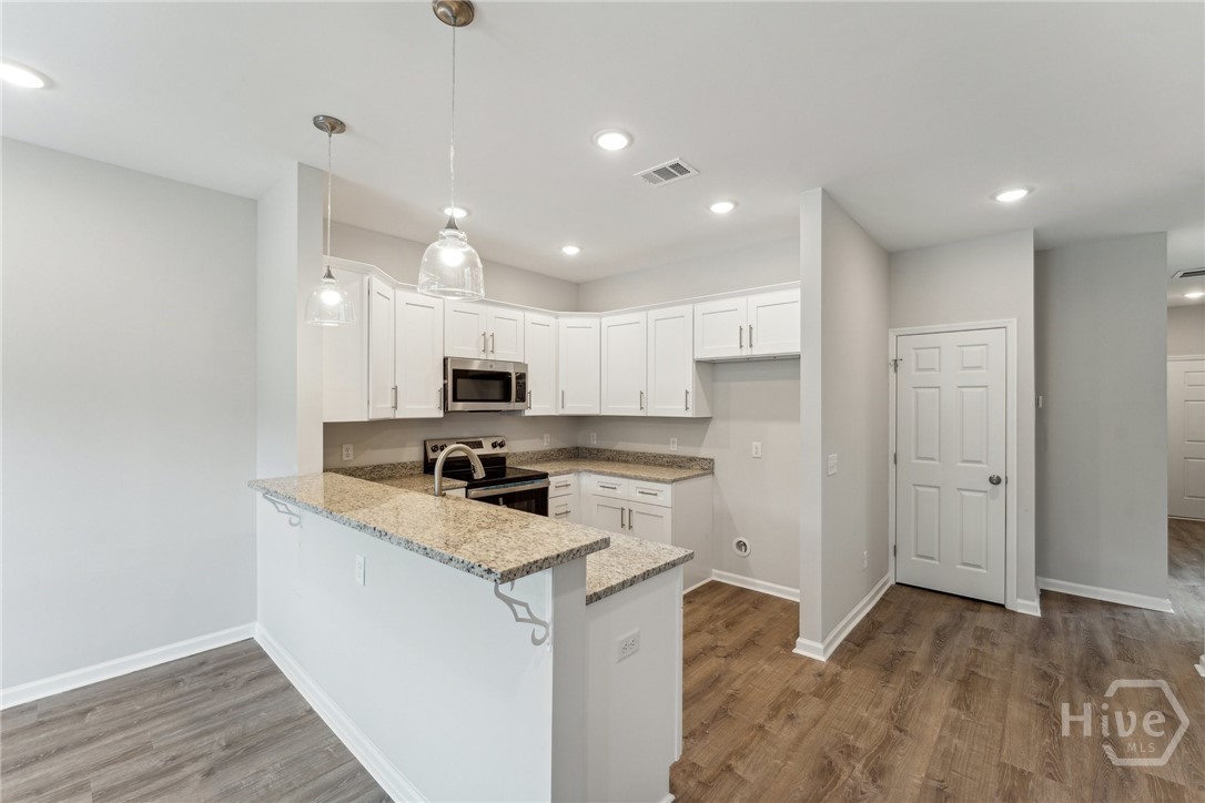 609 Magazine Avenue Property Photo 4