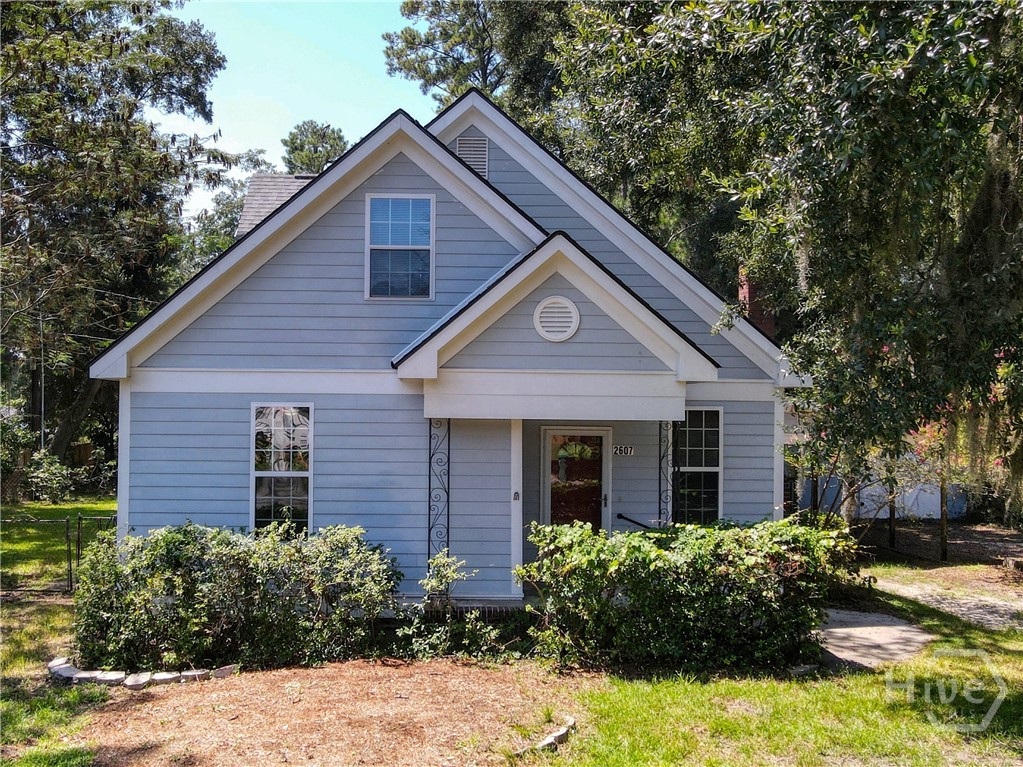 2607 Governor Street Property Photo 4