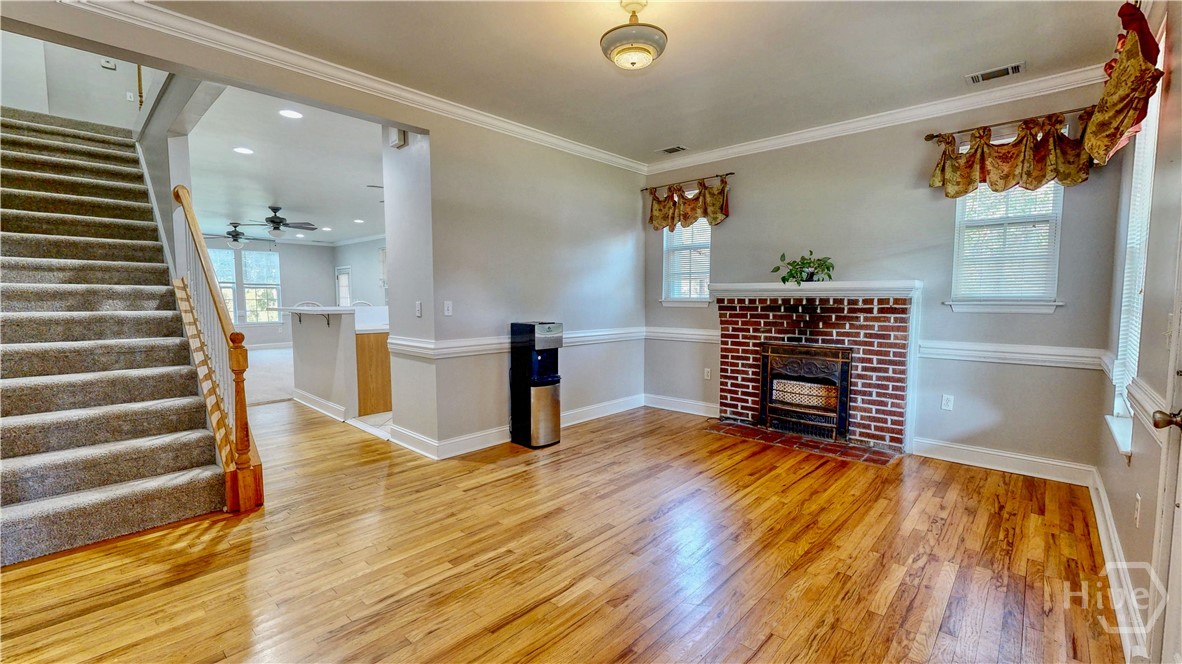 2607 Governor Street Property Photo 6