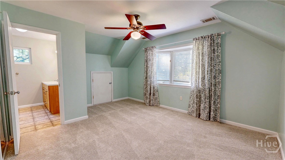 2607 Governor Street Property Photo 44