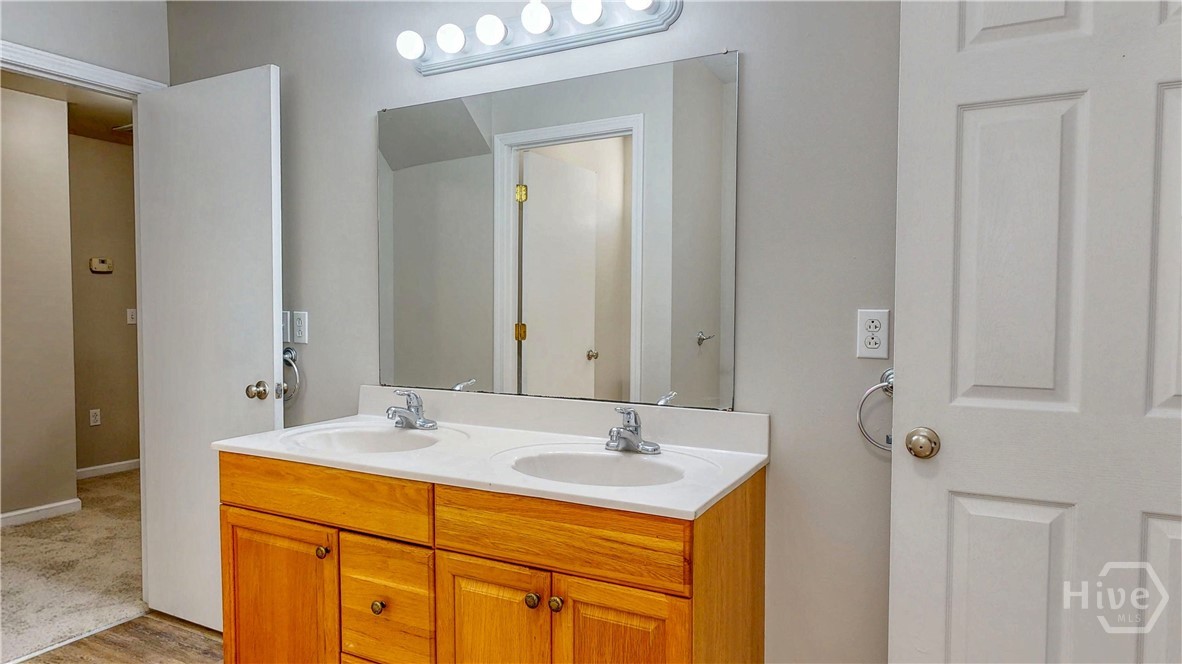 2607 Governor Street Property Photo 47