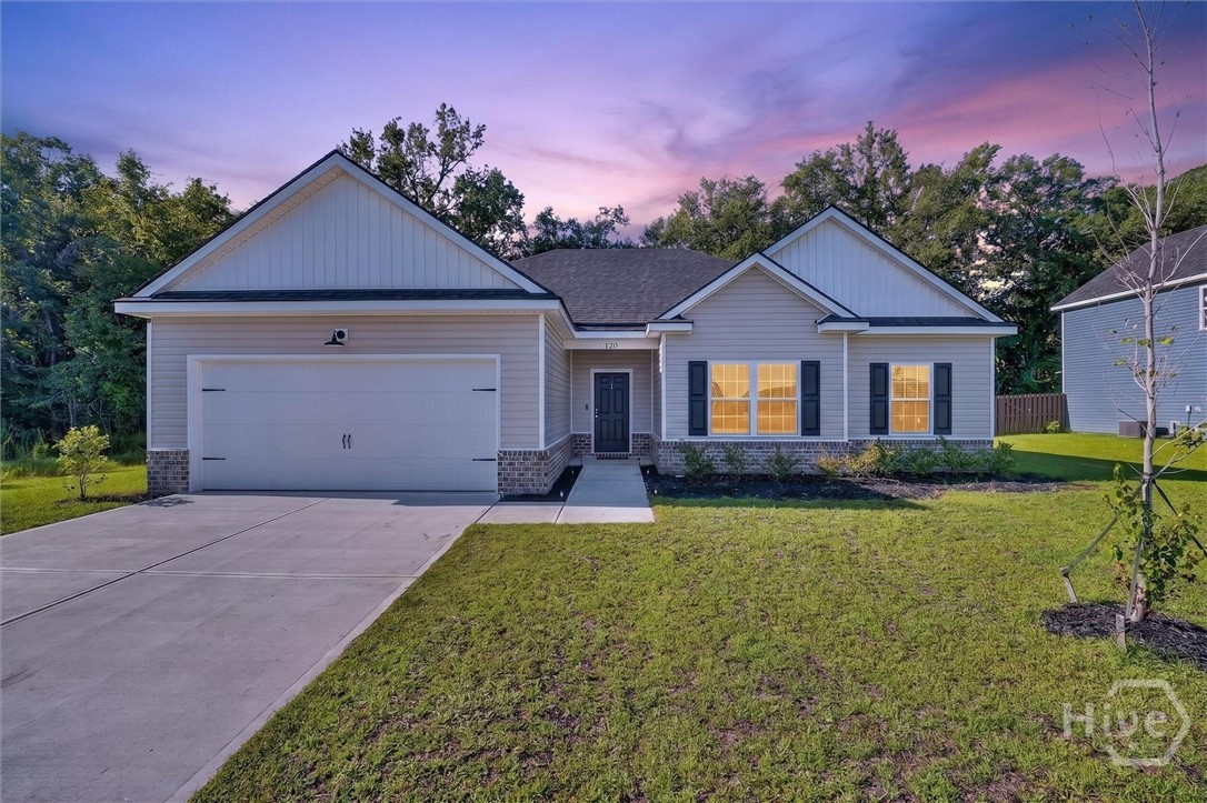 120 Simon Circle Property Photo 2