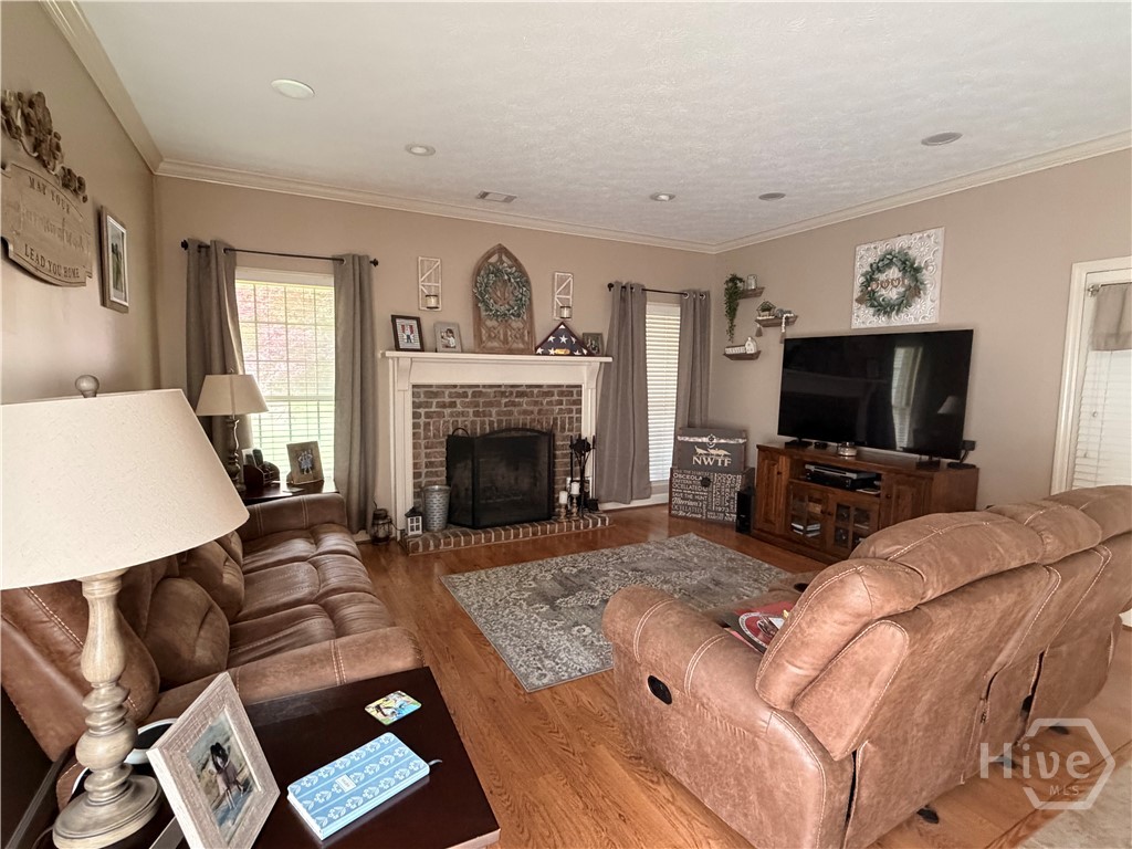 224 Ralph Rahn Rd Property Photo 7